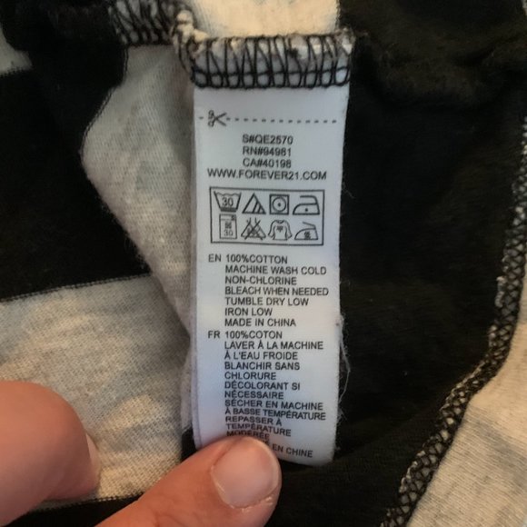 Forever 21 Stripe 3/4 length top small - Picture 3 of 4